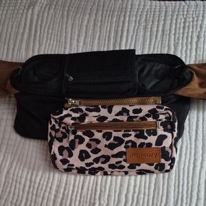Momcozy Black and Leopard Print Baby Bag